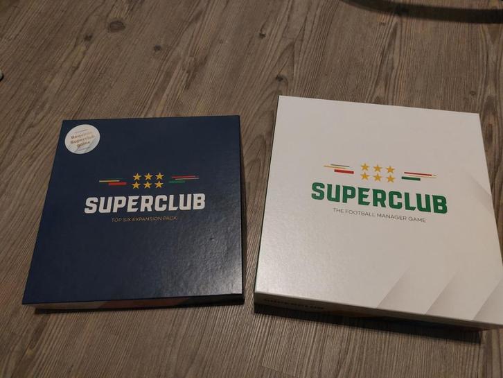 Superclub + top six expansion pack voetbalspel, Hobby en Vrije tijd, Gezelschapsspellen | Bordspellen, Zo goed als nieuw, Drie of vier spelers