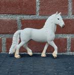 Schleich exclusieve Witte Fries 82867, Ophalen of Verzenden, Zo goed als nieuw, Paard, Beeldje of Figuurtje