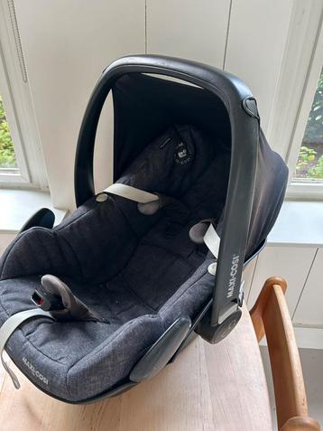 Maxi Cosi Pebble Plus  beschikbaar voor biedingen