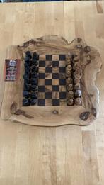Handgemaakt Olijfhouten Schaakbord - Italiaans Artisan Stuk, Hobby en Vrije tijd, Gezelschapsspellen | Bordspellen, Een of twee spelers