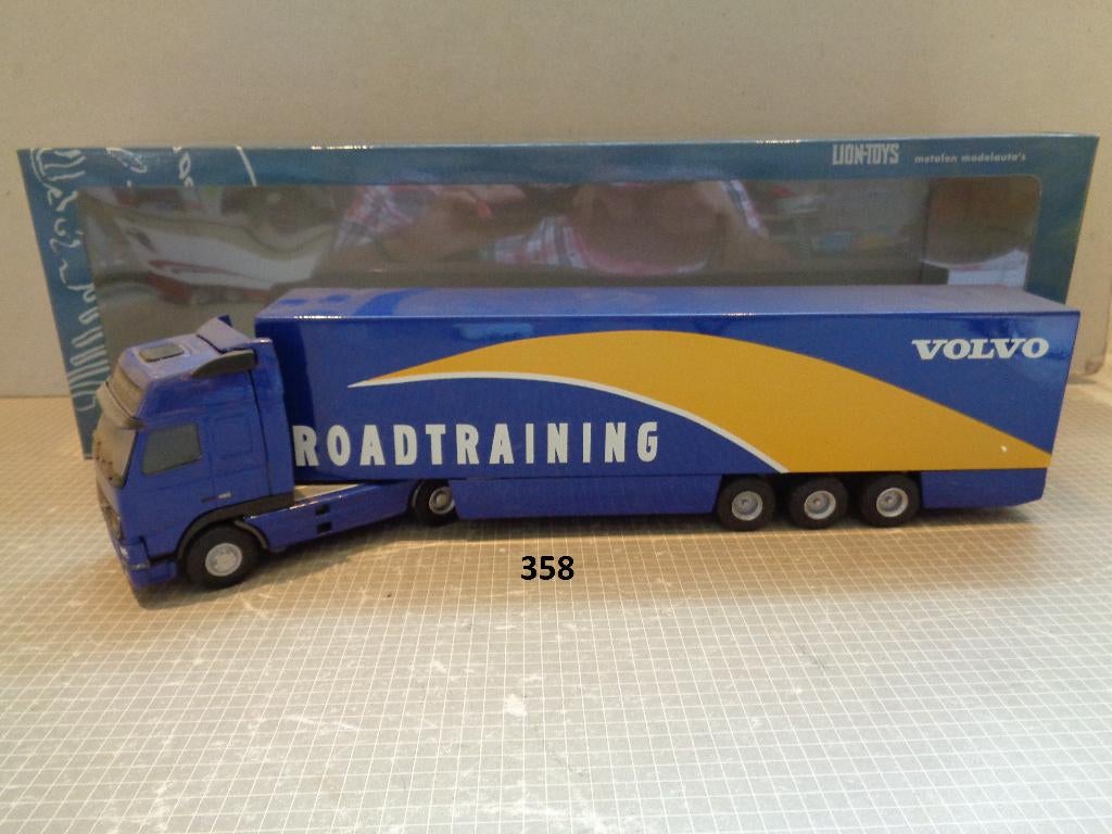 lion volvo fh 1e gen met dichte trailer, Ophalen of Verzenden, Zo goed als nieuw, Bus of Vrachtwagen, Lion Toys
