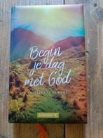 Begin je dag met God., Ophalen of Verzenden, Zo goed als nieuw