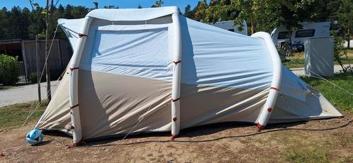 Opblaasbare tent - Quechua 4.1 - 2x gebruikt, Caravans en Kamperen, Tenten, tot en met 4, Zo goed als nieuw, Ophalen
