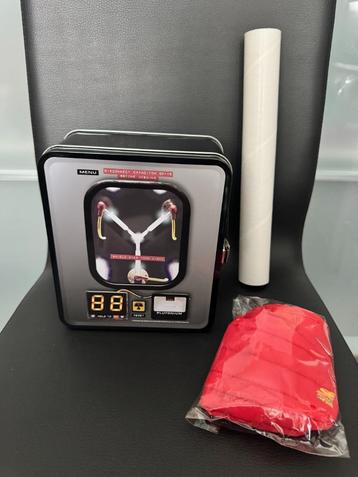 Back to the Future lunchbox, bekerhouder en poster (nieuw) beschikbaar voor biedingen