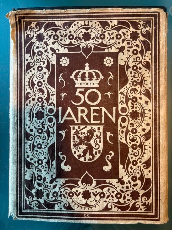 50 jaren gedenkboek koningin Wilhelmina, Verzamelen, Koninklijk Huis en Royalty, Zo goed als nieuw, Tijdschrift of Boek, Ophalen of Verzenden