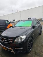Mercedes-Benz M-Klasse Ml350 4MATIC 2012 Zwart, Auto's, Mercedes-Benz, Automaat, 138 €/maand, Zwart, 11 km/l