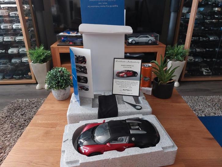 Autoart 70906 1/18 Bugatti veyron Production car Zwart/Rood, Hobby en Vrije tijd, Modelauto's | 1:18, Zo goed als nieuw, Auto
