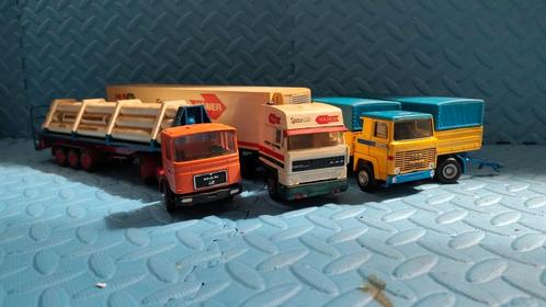 3 modelvrachtwagens Conrad, Tekno, Nacoral, Hobby en Vrije tijd, Modelauto's | 1:50, Zo goed als nieuw, Bus of Vrachtwagen, Conrad