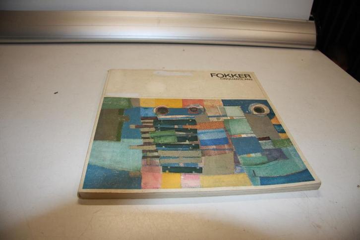 fokker franstalig boek schiphol amsterdam (253), Verzamelen, Luchtvaart en Vliegtuigspotten, Gebruikt, Boek of Tijdschrift, Ophalen of Verzenden