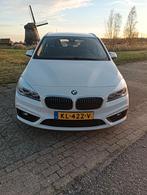 BMW 2-Serie Active Tourer 225xe 224pk Aut 2016 Wit, Auto's, BMW, Automaat, 136 pk, Wit, Vierwielaandrijving