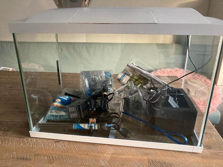Superfish 70 aquarium met veel toebehoren, Dieren en Toebehoren, Vissen | Aquaria en Toebehoren, Gebruikt, Leeg aquarium, Ophalen