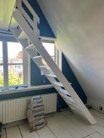 Houten trap, Doe-het-zelf en Verbouw, Ladders en Trappen, Ophalen, Zo goed als nieuw, 2 tot 4 meter