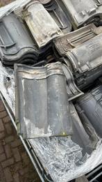 Jos kurstjens klein romaanse dakpannen, Doe-het-zelf en Verbouw, Dakpannen en Dakbedekking, Ophalen, Steen of Klei, Blauw, Zo goed als nieuw