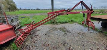 Schudder Grondbak Trommel Achterlader heinapparaat Agrarisch beschikbaar voor biedingen