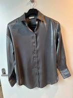 Zilverkleurige blouse, Kleding | Dames, Blouses en Tunieken, Maat 38/40 (M), Free quent, Ophalen of Verzenden, Zo goed als nieuw