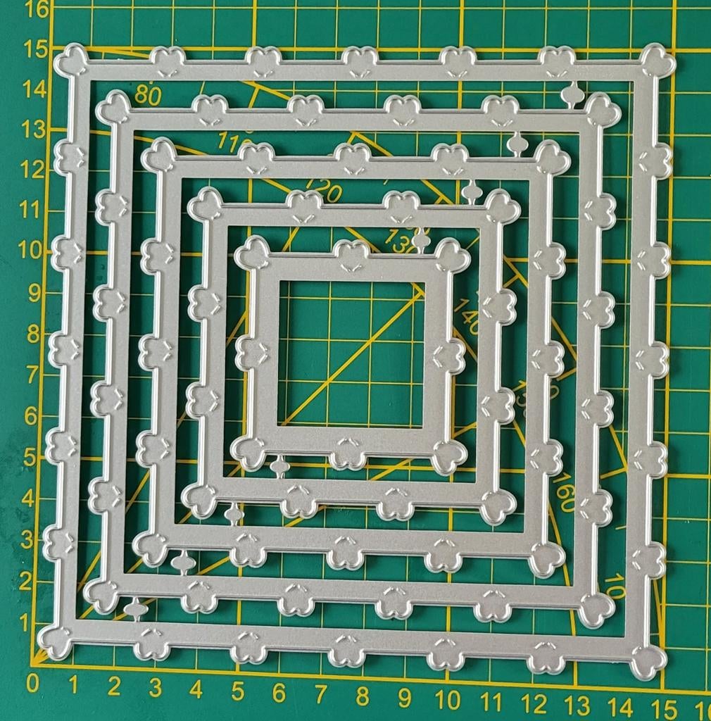 Snijmal frame hartjes 5, Ophalen of Verzenden, Zo goed als nieuw, Overige thema's, Pons of Mal