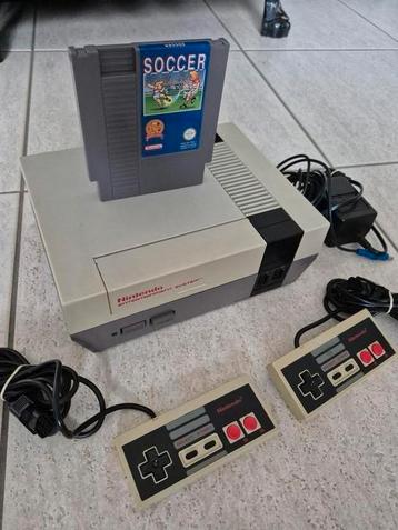 Nintendo met game en controllers beschikbaar voor biedingen