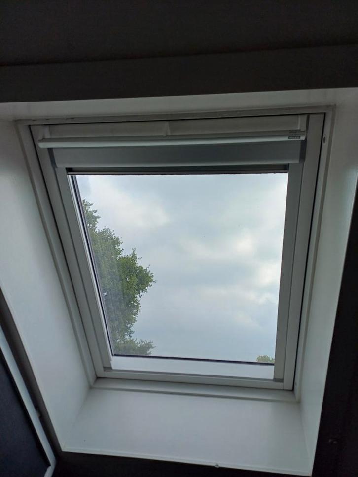 2x Velux GGL MK04, Doe-het-zelf en Verbouw, Glas en Ramen, Zo goed als nieuw, Dakraam, 80 tot 120 cm, Minder dan 80 cm, Dubbelglas