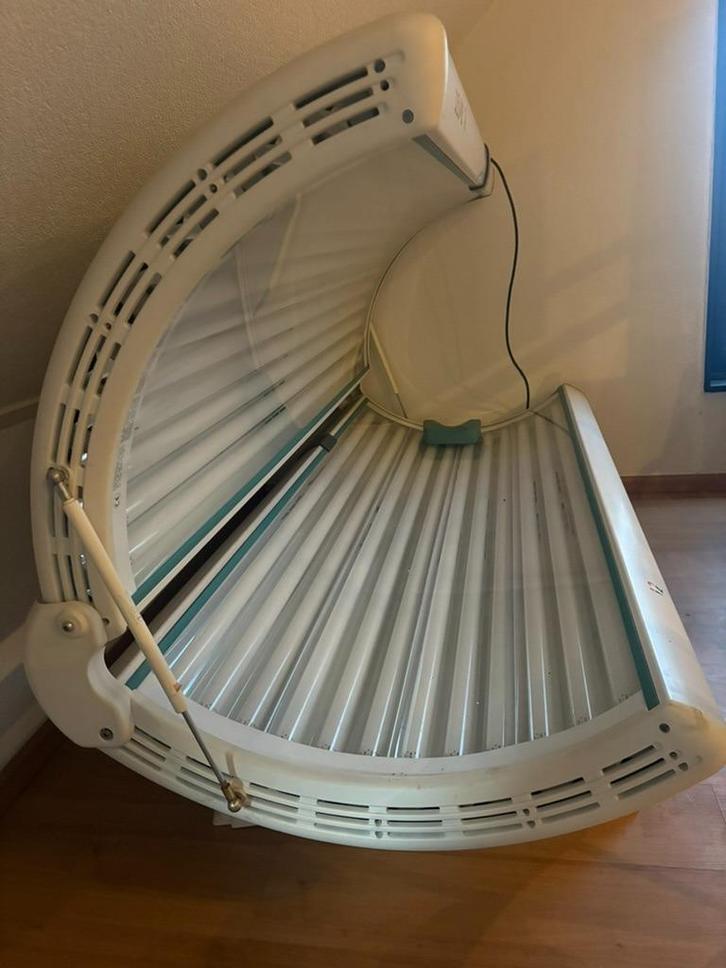 Alisun Desire 12 – Professionele dubbele zonnebank, Witgoed en Apparatuur, Zonnebanken en Gezichtsbruiners, Gebruikt, Zonnebank dubbelzijdig