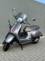 Vespa gts 300 hpe, Fietsen en Brommers, Scooters | Vespa, Ophalen, Overige modellen, 300 cc, Zo goed als nieuw