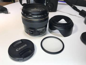 Canon EF 85mm f/1.8  beschikbaar voor biedingen