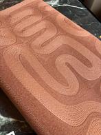 1/4 rol mooi Arte Tali behang, model Sarana Mahogany (60702), Ophalen, Minder dan 10 m², Rood