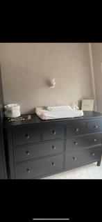Ikea hemnes kast zwart/bruin, Huis en Inrichting, Kasten | Ladekasten, Ophalen, Zo goed als nieuw, 25 tot 50 cm