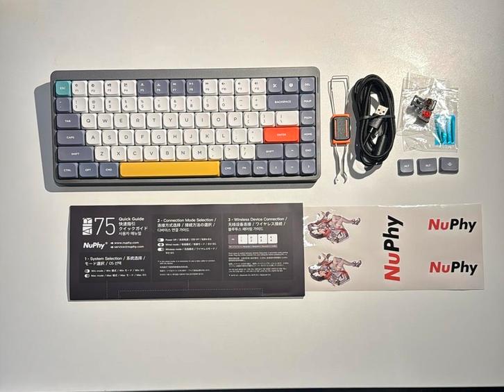 Nuphy Air 75 Bluetooth Mechanical Keyboard, Computers en Software, Toetsenborden, Zo goed als nieuw, Qwerty, Draadloos, Ergonomisch