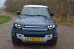 Land Rover Defender Hard Top 3.0 D200 90 MHEV SE (bj 2024), Auto's, Land Rover, Automaat, Gebruikt, Euro 6, Blauw