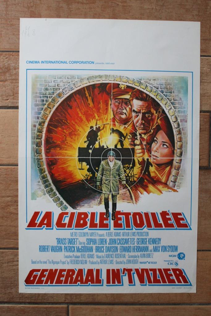 filmaffiche Sophia Loren Brass Target filmposter, Verzamelen, Posters, Zo goed als nieuw, Film en Tv, A1 t/m A3, Rechthoekig Staand