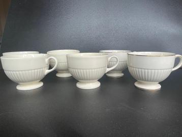 Wedgwood EDME 4 stuks en JUBILEE 2 stuks in goede staat beschikbaar voor biedingen