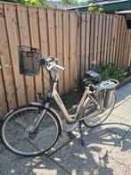 Giant, Fietsen en Brommers, Elektrische fietsen, Ophalen, Zo goed als nieuw, Minder dan 30 km per accu