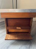 Red ceder 7 ramer compleet zwermkastje, Bijen