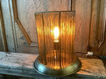 NIEUW super leuke draad metalen lamp goudkleurig tafellamp beschikbaar voor biedingen