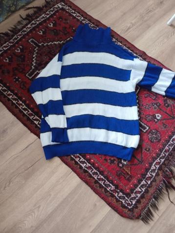 Blauw Wit gestreepte winter trui (M/L) beschikbaar voor biedingen