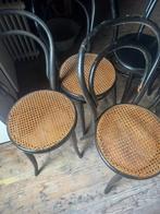 7 zwarte ronde Stoelen rotan 1 met leuningen 10 euro p stuk, Huis en Inrichting, Verzenden, Gebruikt, Zwart