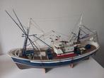 Vissersboot blauw 62 cm  zelf gemaakt, Hobby en Vrije tijd, Modelbouw | Boten en Schepen, Ophalen, Zo goed als nieuw, Overige merken