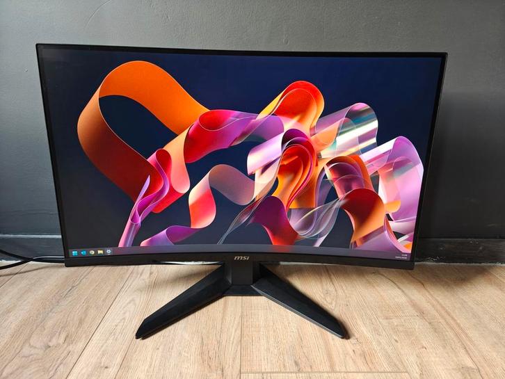 MSI 27 inch Curved Gaming Monitor, Computers en Software, Monitoren, Gebruikt, 151 t/m 200 Hz, DisplayPort, HDMI, Gaming, Curved
