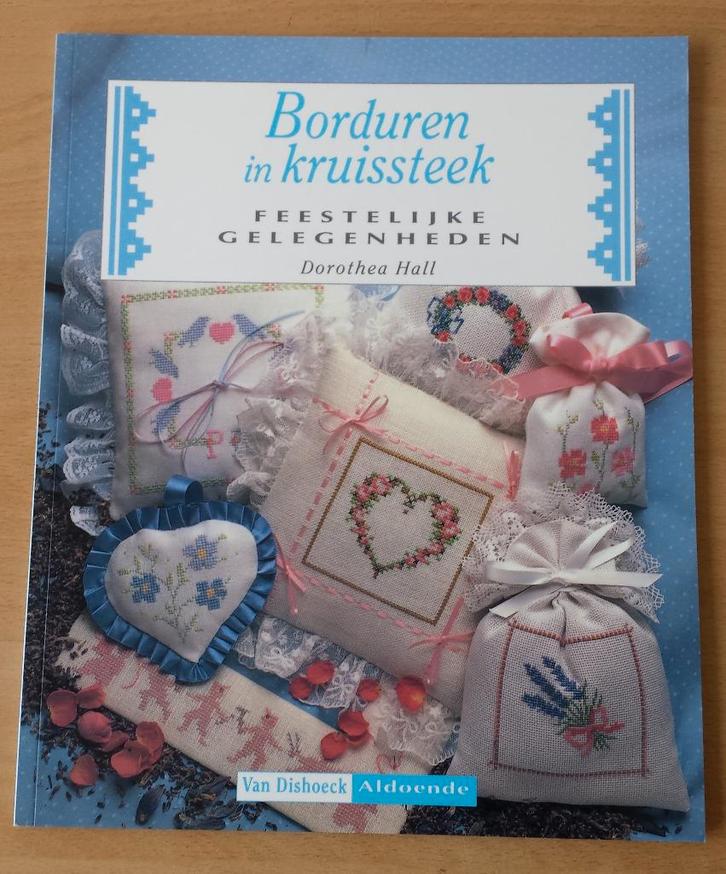 Borduren in Kruissteek - Feestelijke Gelegenheden - 1993, Hobby en Vrije tijd, Borduren en Borduurmachines, Gebruikt, Patroon