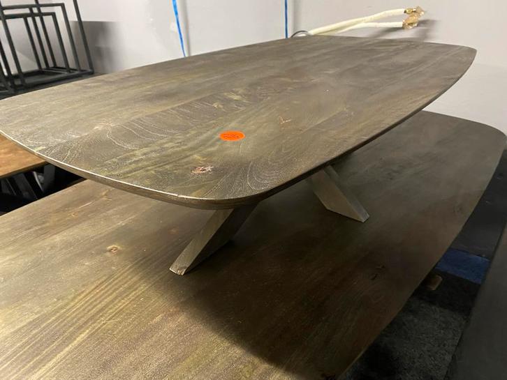 Deens ovale salontafel, walnoot kleur, Huis en Inrichting, Tafels | Salontafels, Nieuw, 50 tot 100 cm, 100 tot 150 cm, Ovaal, Overige houtsoorten