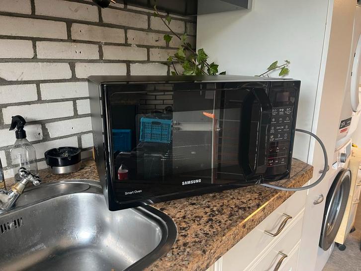 Mooie combi Samsung Smart Oven - ZGAN!, Witgoed en Apparatuur, Magnetrons, Zo goed als nieuw, Vrijstaand, Combimagnetron, 45 tot 60 cm