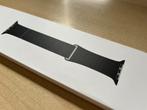 Apple Watch Black Leather Loop M, Ophalen of Verzenden, Zo goed als nieuw, Apple, Bandje