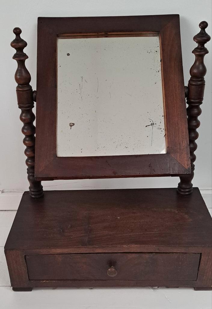 Oude kaptafel spiegel, Antiek en Kunst, Antiek | Spiegels, Minder dan 50 cm, Rechthoekig, Ophalen of Verzenden