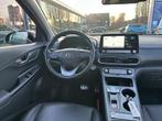 Hyundai Kona EV Premium Sky 64kWh 3-Fase | Leer | Navi | Sch, Auto's, Hyundai, Gebruikt, Adaptive Cruise Control, Leder, 204 pk