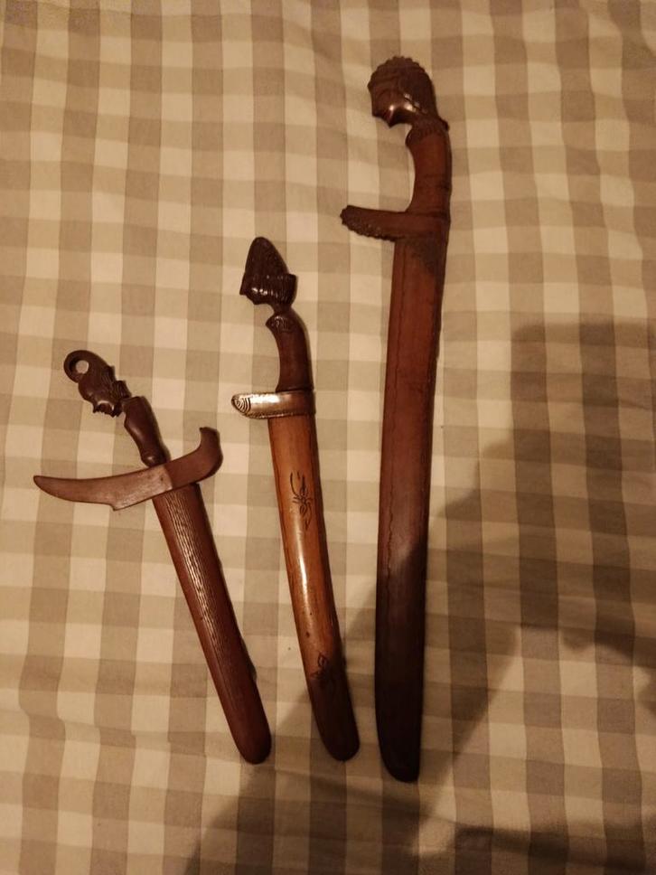 Antieke Kris en Zwaarden Set, Antiek en Kunst, Kunst | Niet-Westerse kunst, Verzenden
