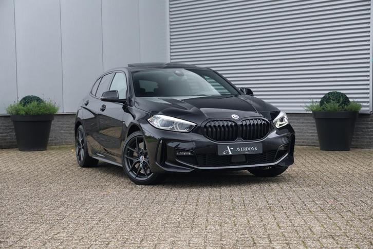BMW 1-serie 118i M-Sport Aut. NAP|Pano|Stoelvw|Cam|Trekhaak|, Auto's, BMW, Bedrijf, Te koop, 1-Serie, ABS, Achteruitrijcamera