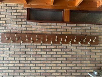 Houten Wandkapstok met 19 Haken beschikbaar voor biedingen