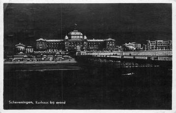(300-177-007) Scheveningen Kurhaus bij avond beschikbaar voor biedingen