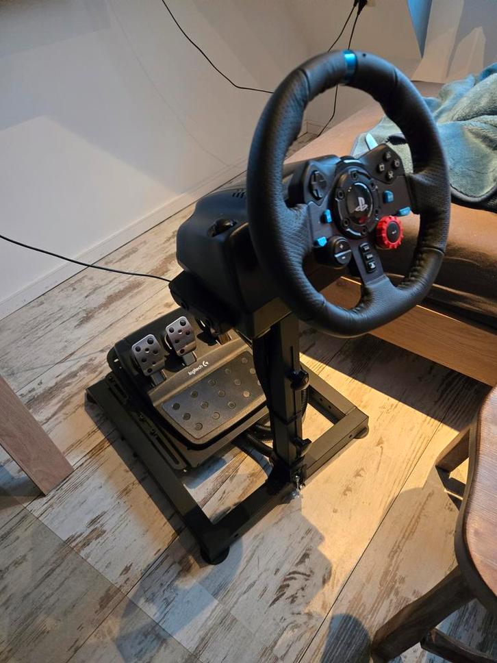Logitech G29 Racestuur + stand, f1 22, Spelcomputers en Games, Spelcomputers | Sony PlayStation Consoles | Accessoires, Gebruikt