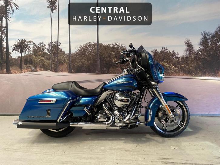 Harley-Davidson Street Glide 1690, Motoren, Motoren | Harley-Davidson, Bedrijf, Overig, meer dan 35 kW